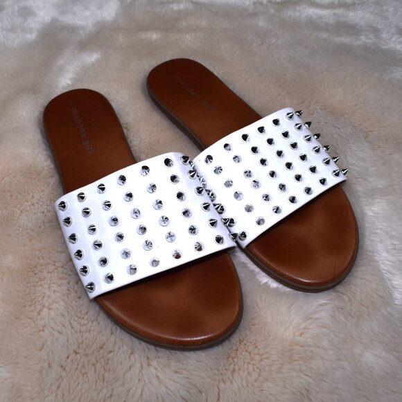 Steve Madden Farrin White Spiked Slip-On Sandals Size 8 - Picture 2 of 11